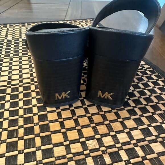 Michael Kors Glenda Black Leather Block Heel Slide Sandals Size 8 - Picture 6 of 12